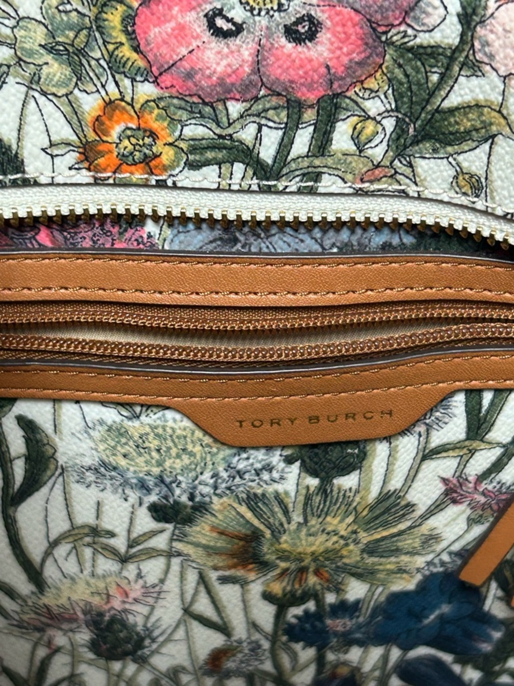 Tory Burch Kerrington Small Zip Floral Coated Canvas Tote Approx. 15 x 10 x 4 - Picture 16 of 17
